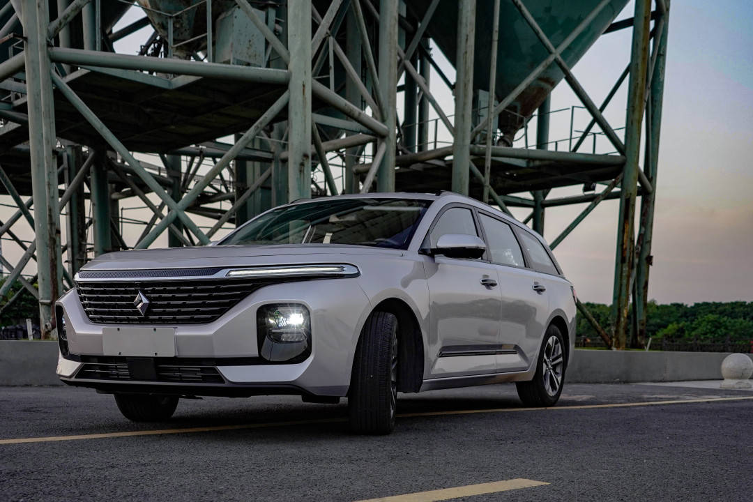 试驾新宝骏rc-5w!_搜狐汽车_搜狐网