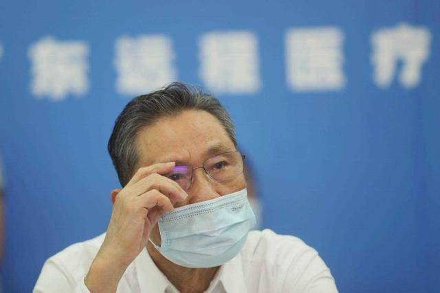 原创蹭热度没下限某网红公开质疑钟院士被曝光后急忙换下头像