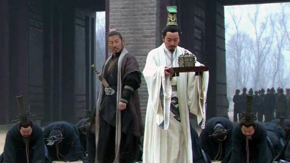 秦二世处死了所有的兄弟姐妹,为何留下了扶苏的儿子子婴没有杀?