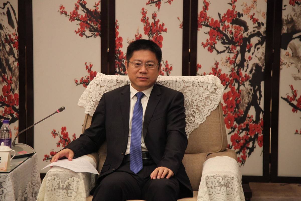 杨亚俊在南宁会见重要客商代表