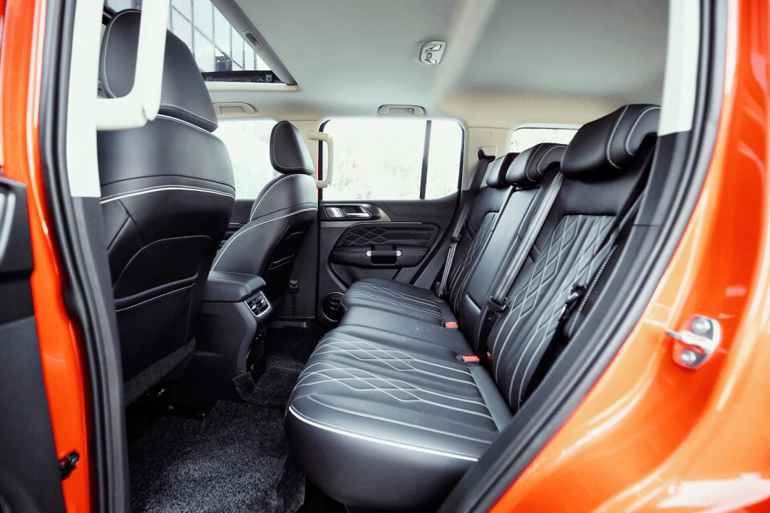 海川品车|长路漫漫伴我闯 试驾wey坦克300