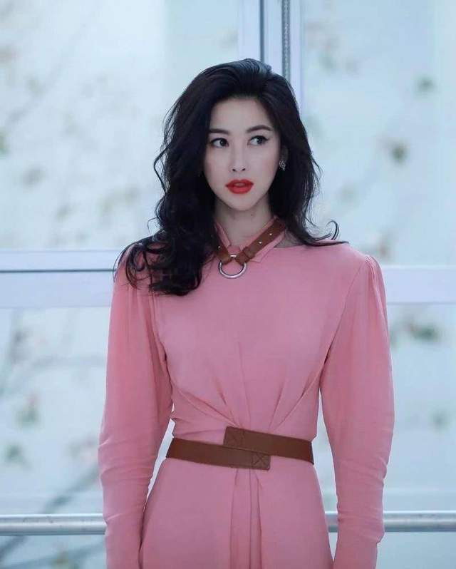 鹿鼎记最美阿珂成笑柄朱珠成最美苏荃美过14版张馨予