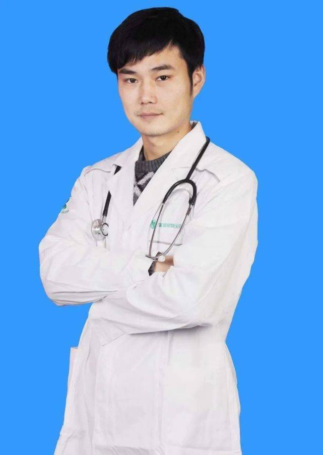 走近瑞派宠医胡浩院长好医生要慢着来