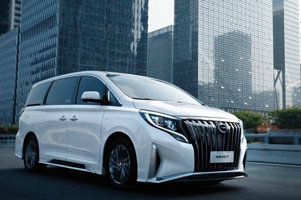 98万起买"埃尔法"?广汽传祺m8商务洽谈的好帮手