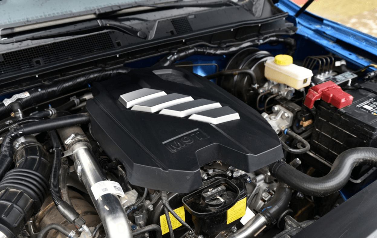 (瑞骐6的m9t引擎)动力方面,作为中期改款车型,其动力上与现款车型保持