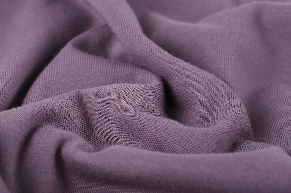 如何辨别纯棉和尼龙的衣物 (如何辨别纯棉被套)