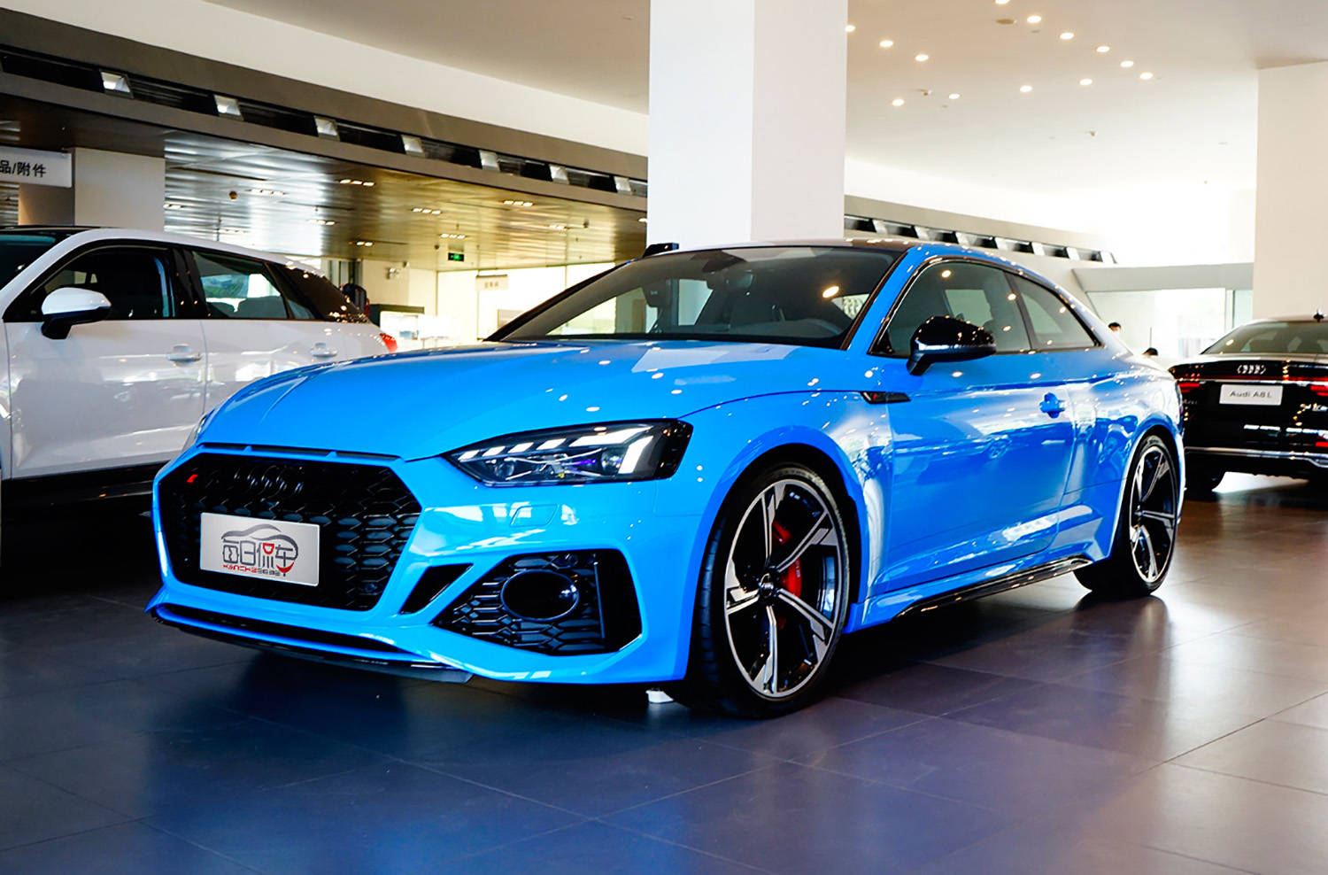 原创外观内饰微调 运动气质倍增 奥迪2020款rs5 coupe实拍简评