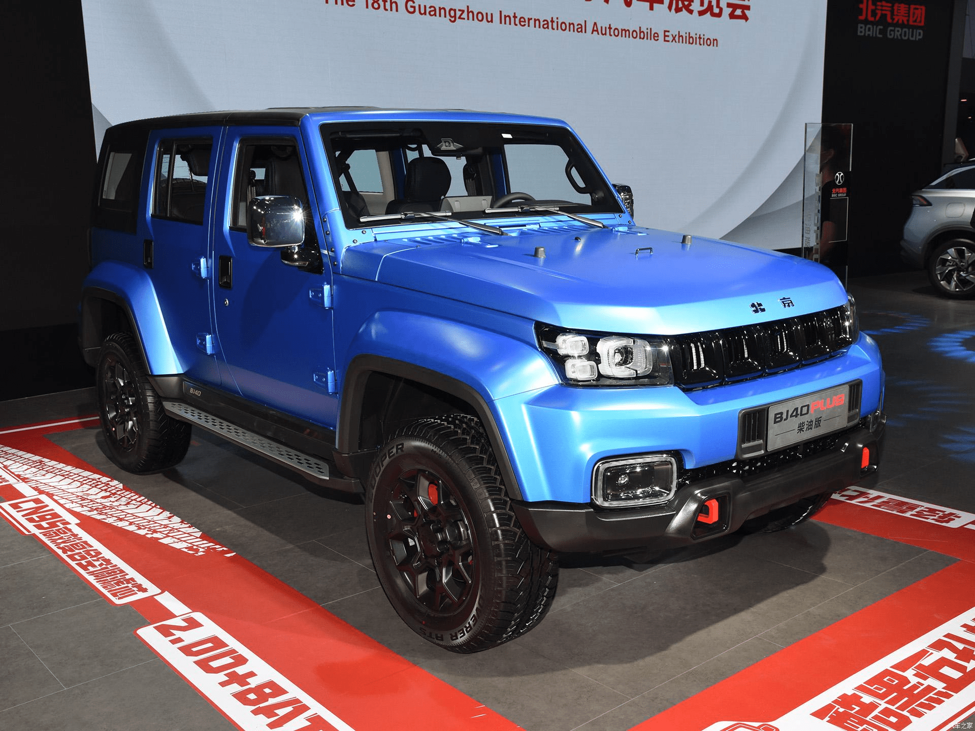 在广州车展媒体日当天,北京越野正式发布了新款北京bj40 plus柴油版.