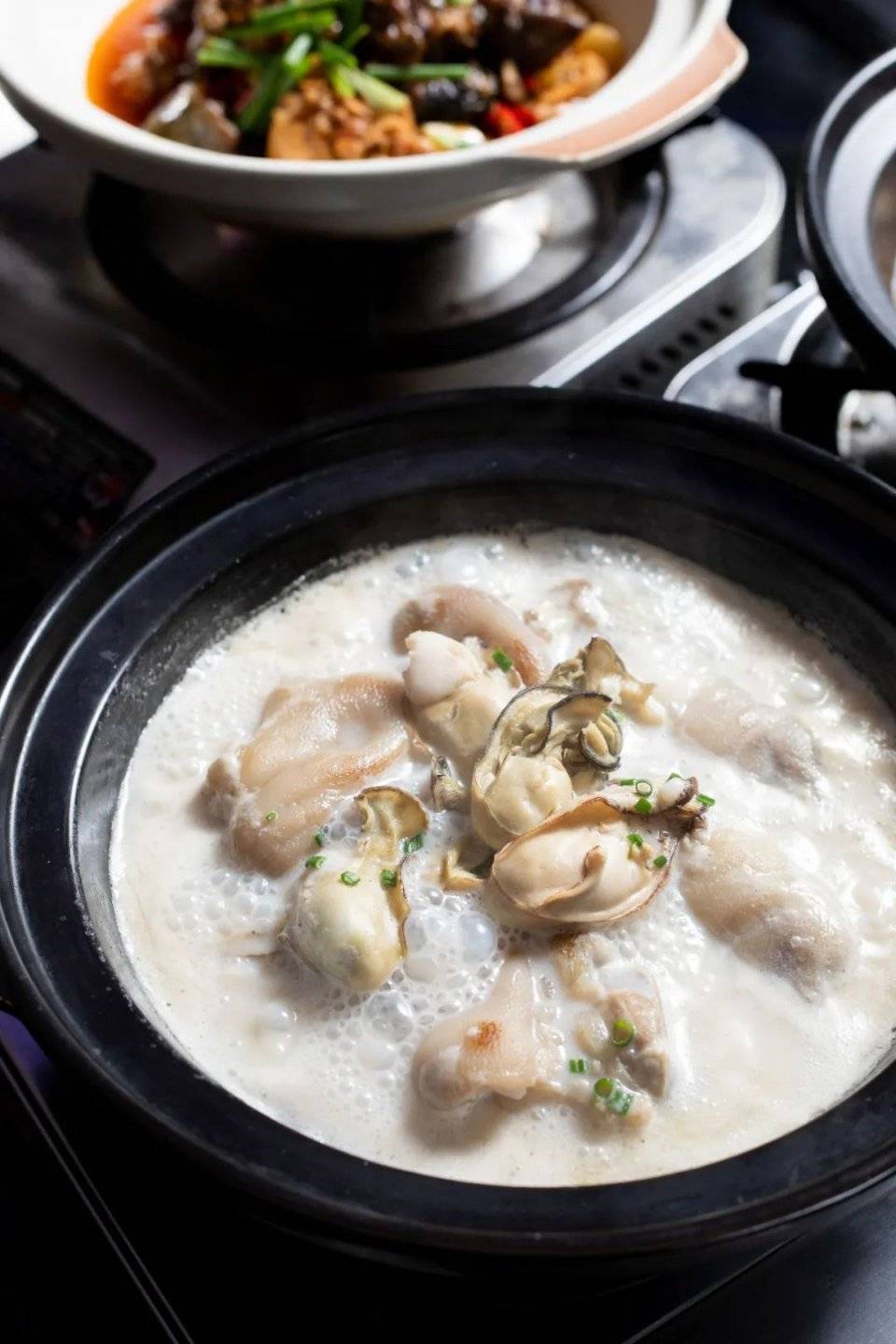 国潮风贰麻酒馆进门先斗酒明星来了都上头