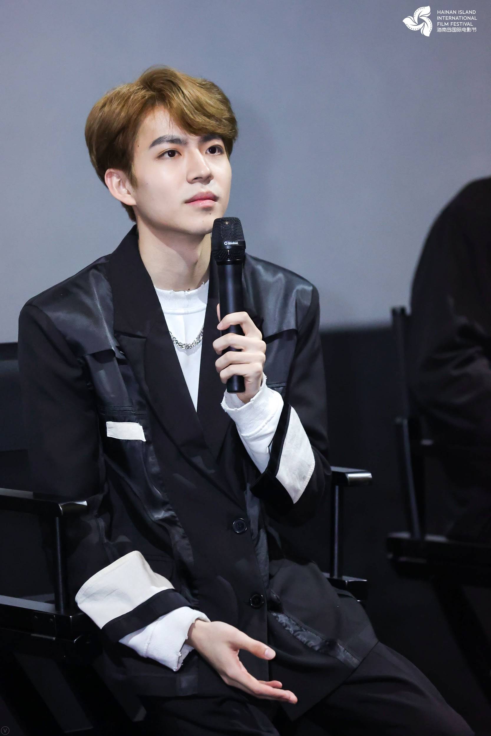 一时一时的会考试的猛犸象亮相hfuture新人荣誉青年的迷茫终将和解