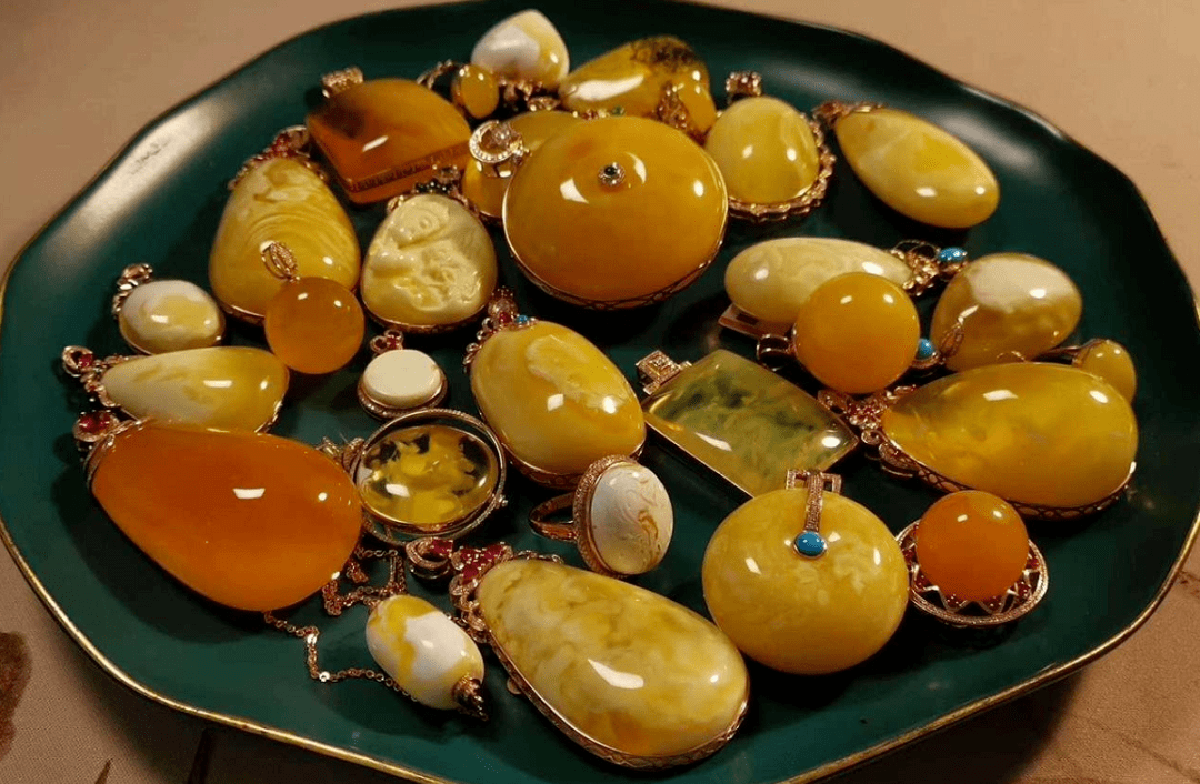 琥珀蜜蜡有什么好处?揭秘如此受人追捧的原因-第1张图片-索考网