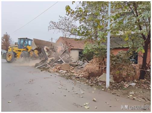 邓州市湍河街道办事处重拳整治双占打出依法拆违组合拳