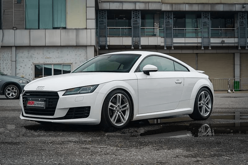 奥迪tt小跑车,改改性能还是很有潜力的_手机搜狐网