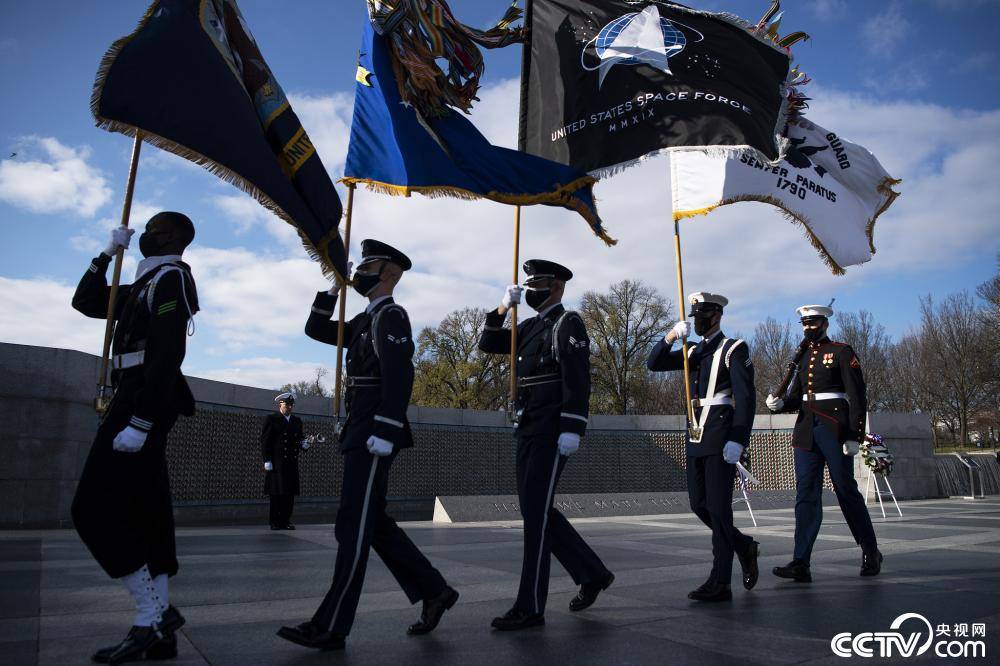美国纪念珍珠港事件79周年白宫降半旗