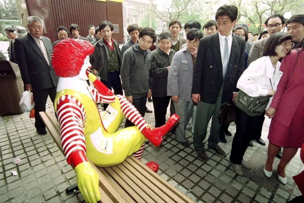 麦当劳叔叔去世11年后我才发现童年就是一场漫长的葬礼