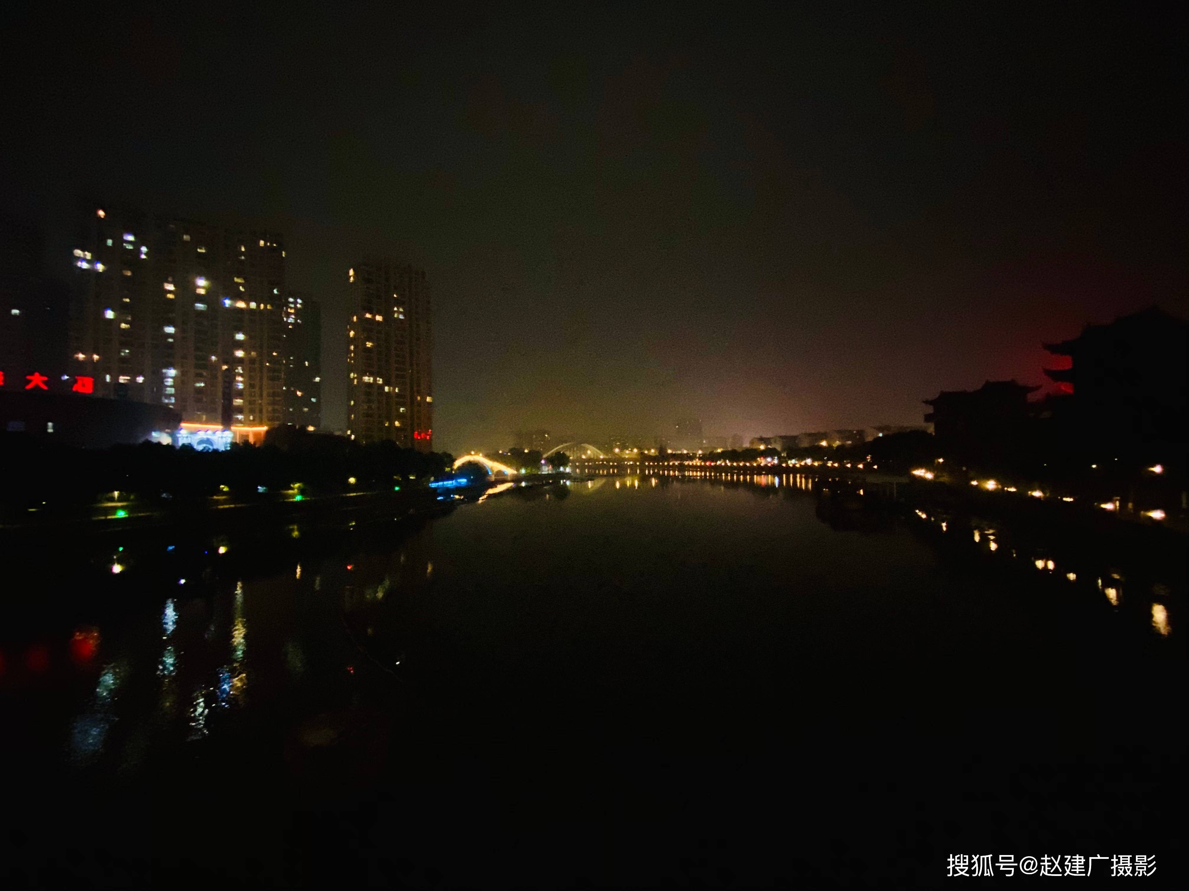 黑夜河边图片实拍图片