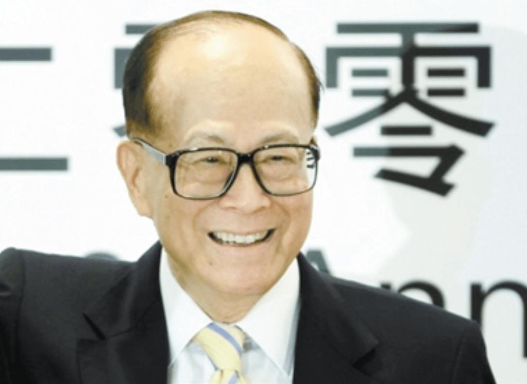 李嘉诚家的保镖十多年,得到的股票却成废纸,最后还被炒鱿鱼了_洪立明