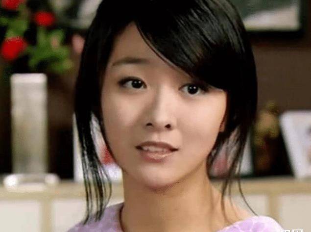 爱情公寓的心凌还记得吗如今穿着时尚留长发颜值堪比刘亦菲