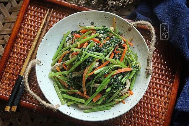 这菜是冬日里才有的美味3块钱一斤有人爱有人厌营养好消化