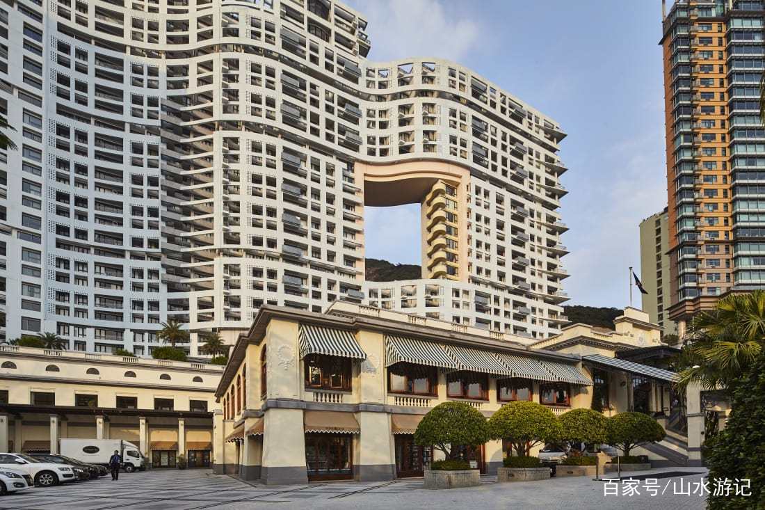 香港高楼喜欢留个大洞,大家百思不解,留洞原因堪称绝妙创意_人们