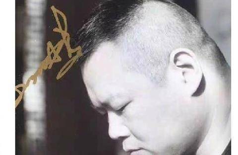 原创自黑小能手岳云鹏!签名照只要一分钱,自制成绩单数学成亮点