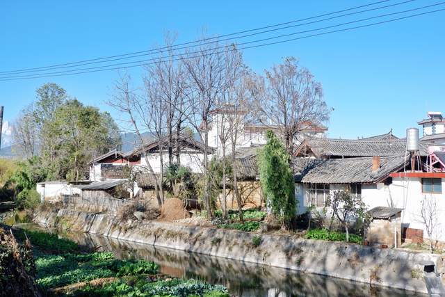 原創玉龍雪山下的納西族村落20萬建兩層洋樓合院生活可太幸福了