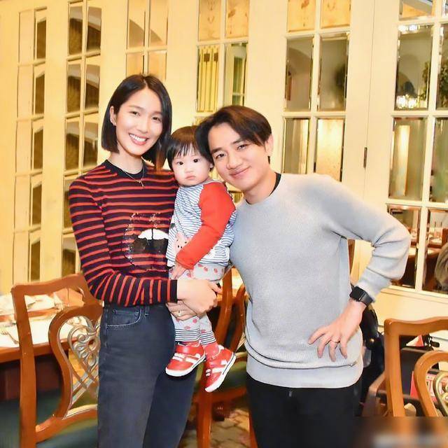 王祖蓝二胎得女登上网络热搜了到底咋了