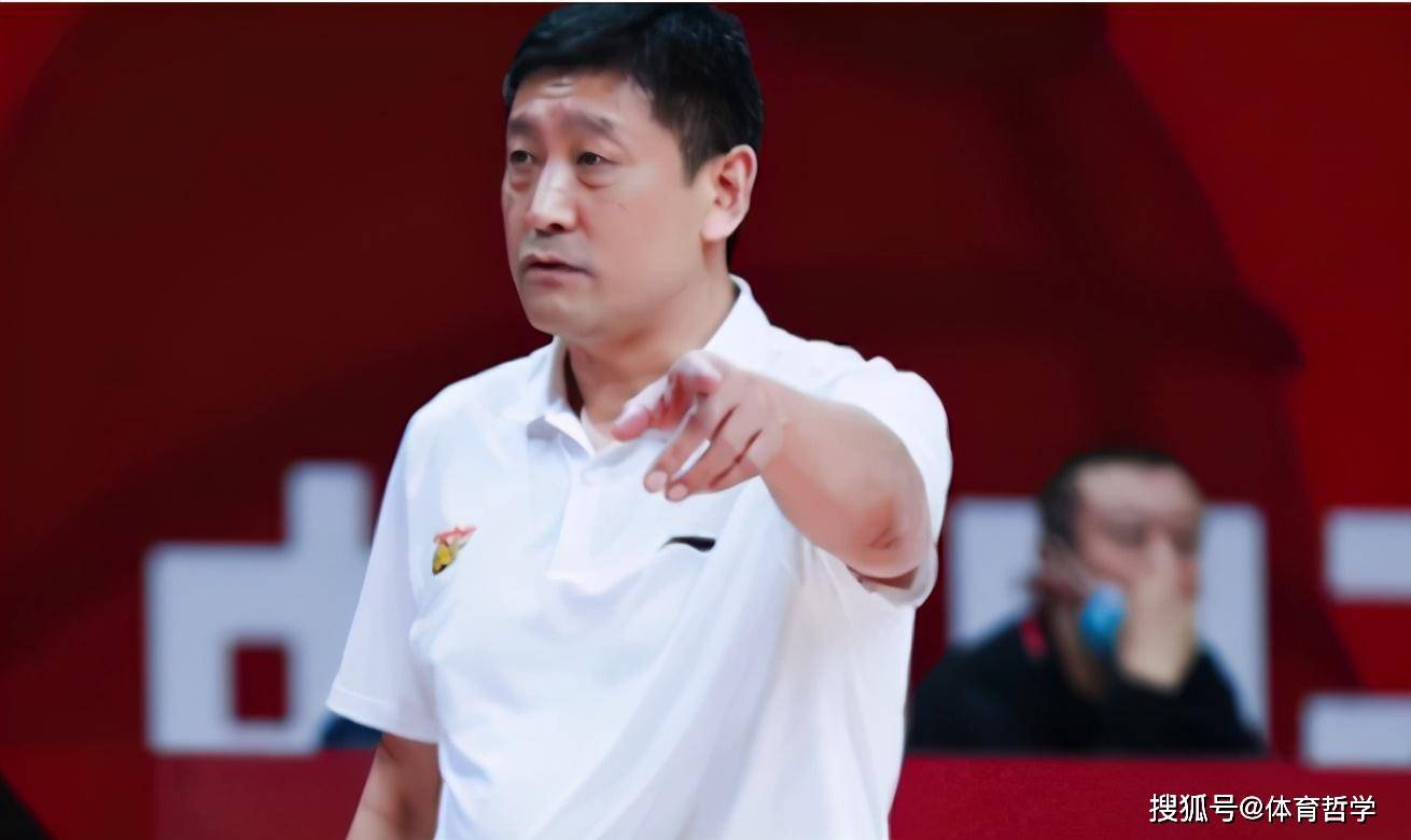 广东队赢新疆队13分1人出场23分钟得0分为何教练却点名表扬