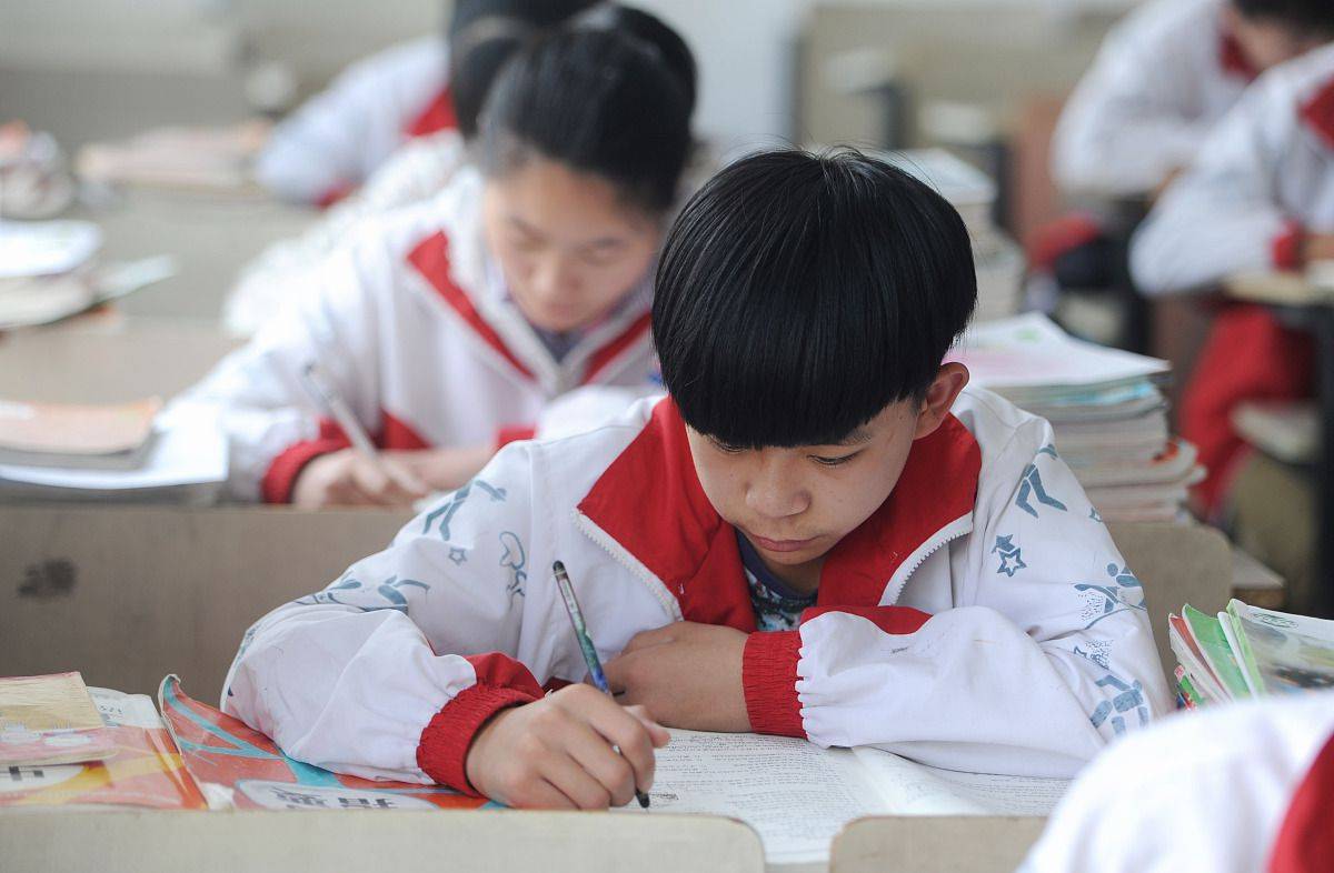 初中生在学习的时候一定要记住这4点学习技巧不能盲目学习