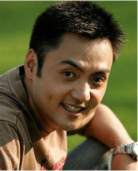 20年前香妃刘丹车祸去世后在葬礼哭到昏厥的朱宏嘉今怎样了
