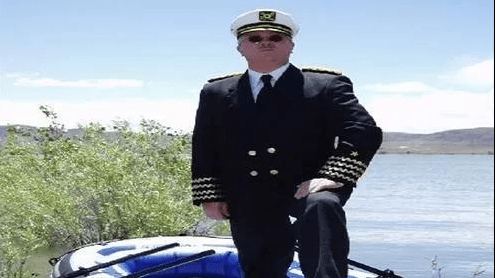 32个人的国家摩洛希亚共和国