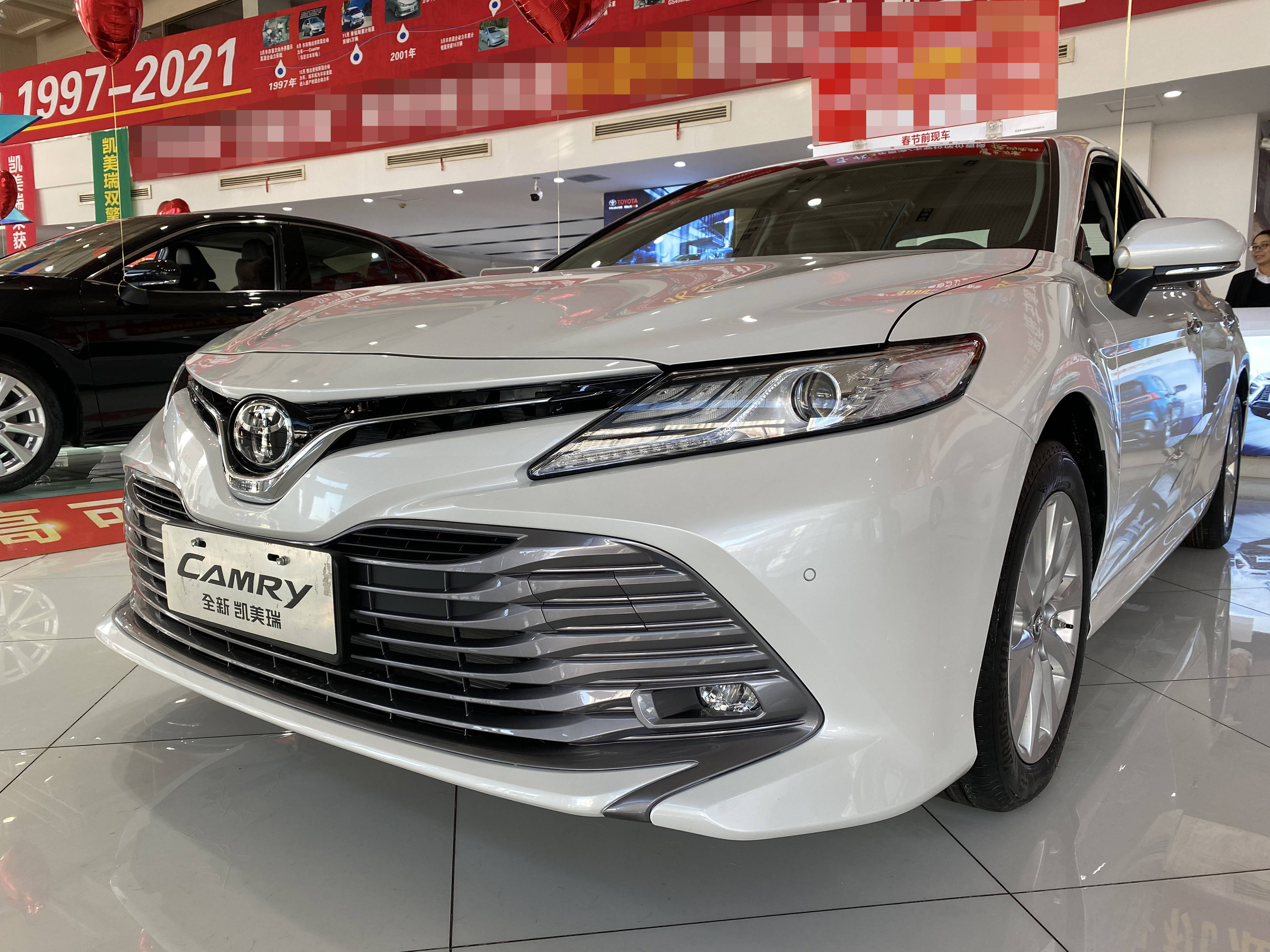 提凯美瑞20g豪华版起步有些肉百公里油耗75l这价格咋样