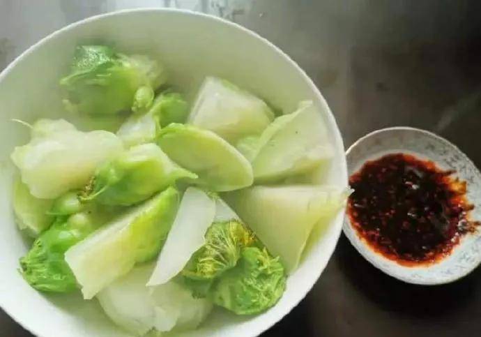 在冬天的菜场见去这菜千万别放过