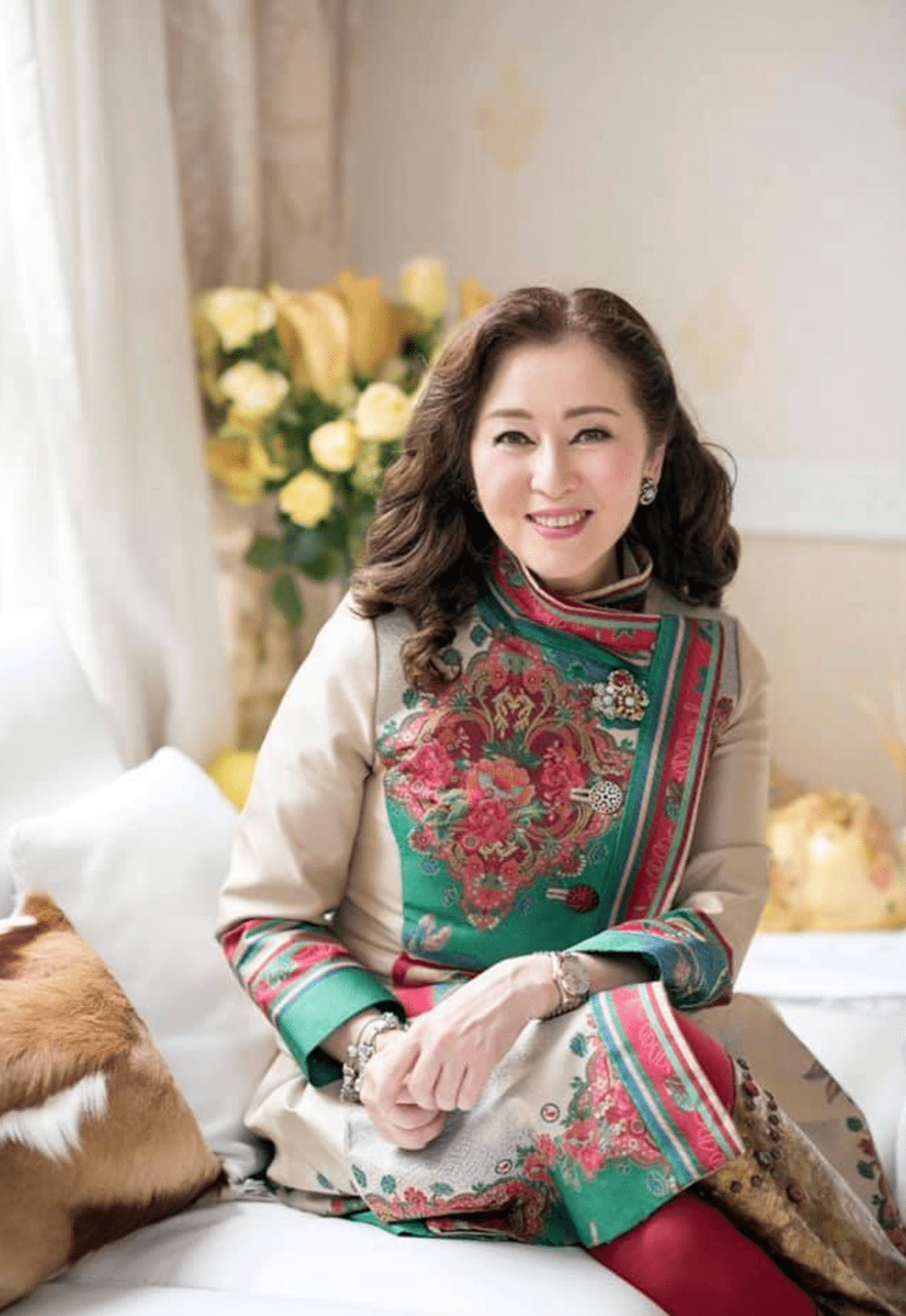 港姐冠军张玛莉遭电台裁员,26年主持生涯告终,不收薪资也要走人