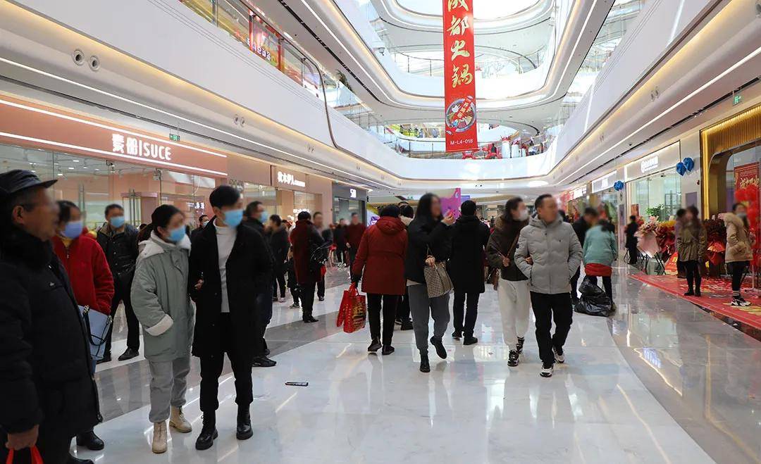 城东宝龙广场,将是盐城又一地标性的建筑综合体.