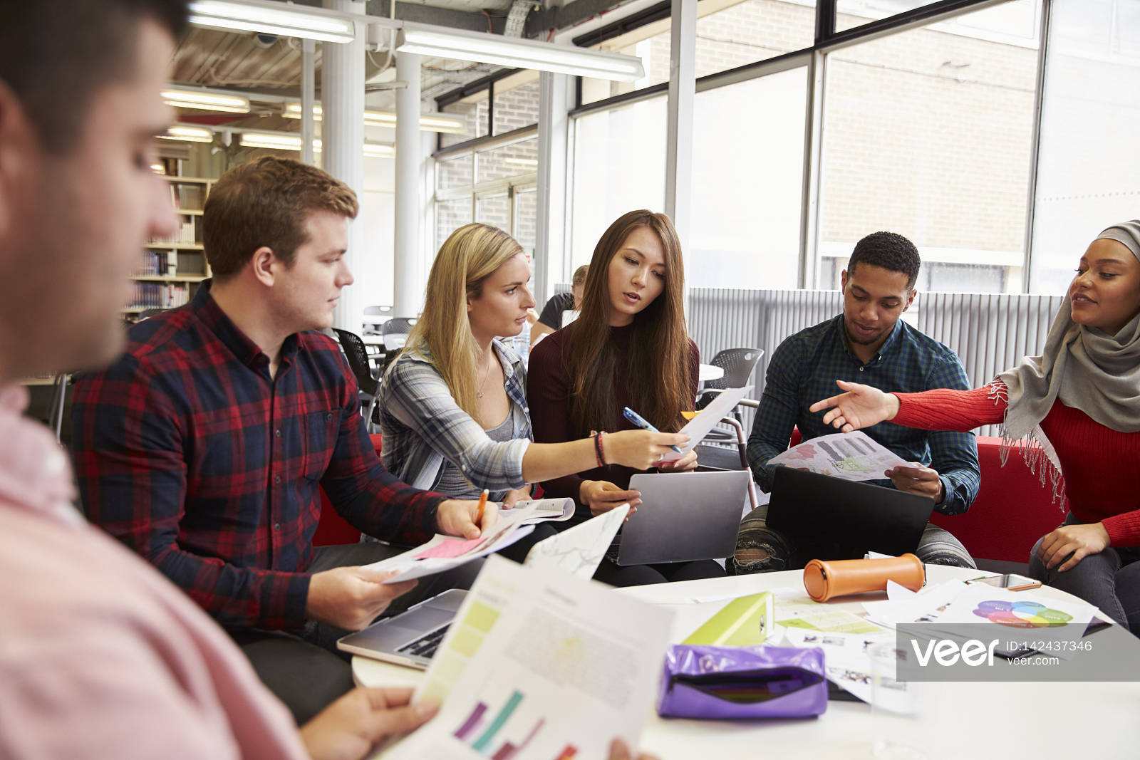 大专毕业留学英语要求多少分留学在线