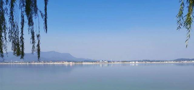 长江“巨无霸”走红，人称湖南“小洱海”，可装下3个西湖