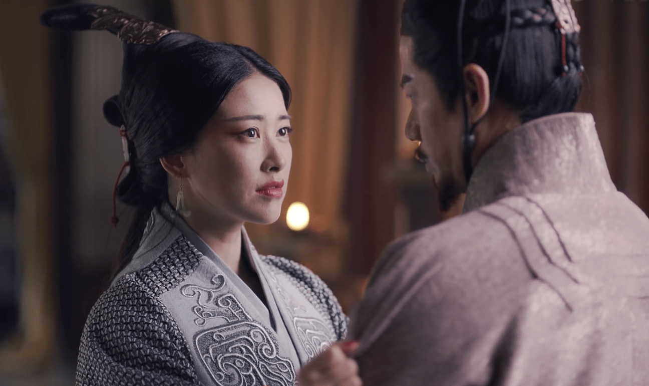 成为了王太后的赵姬宫闱寂寞,与前夫吕不韦旧情复染了,吕不韦开始时常