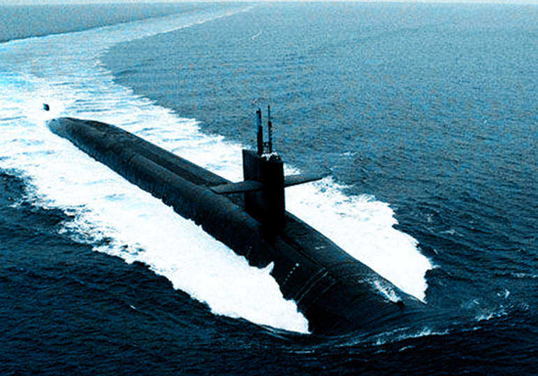 海上装备宝石级核潜艇高清图片赏析