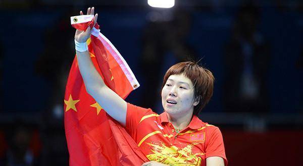 原创李晓霞退役前哭诉被全世界欺负这锅孔令辉不背丁宁也不背