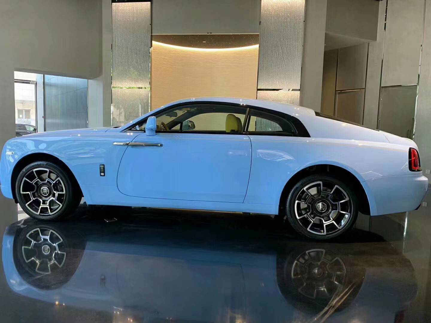 2020款劳斯莱斯魅影行情 港口热销配置提升