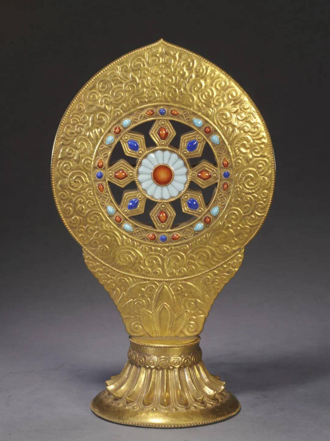 故宫佛教法器出宫啦!穿越浮华,来一次触及灵魂的修心之旅 | 荐展no.