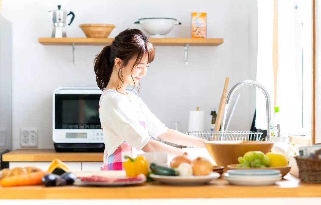 日本主妇钟爱的收纳神器厨房篇拯救你乱糟糟的厨房