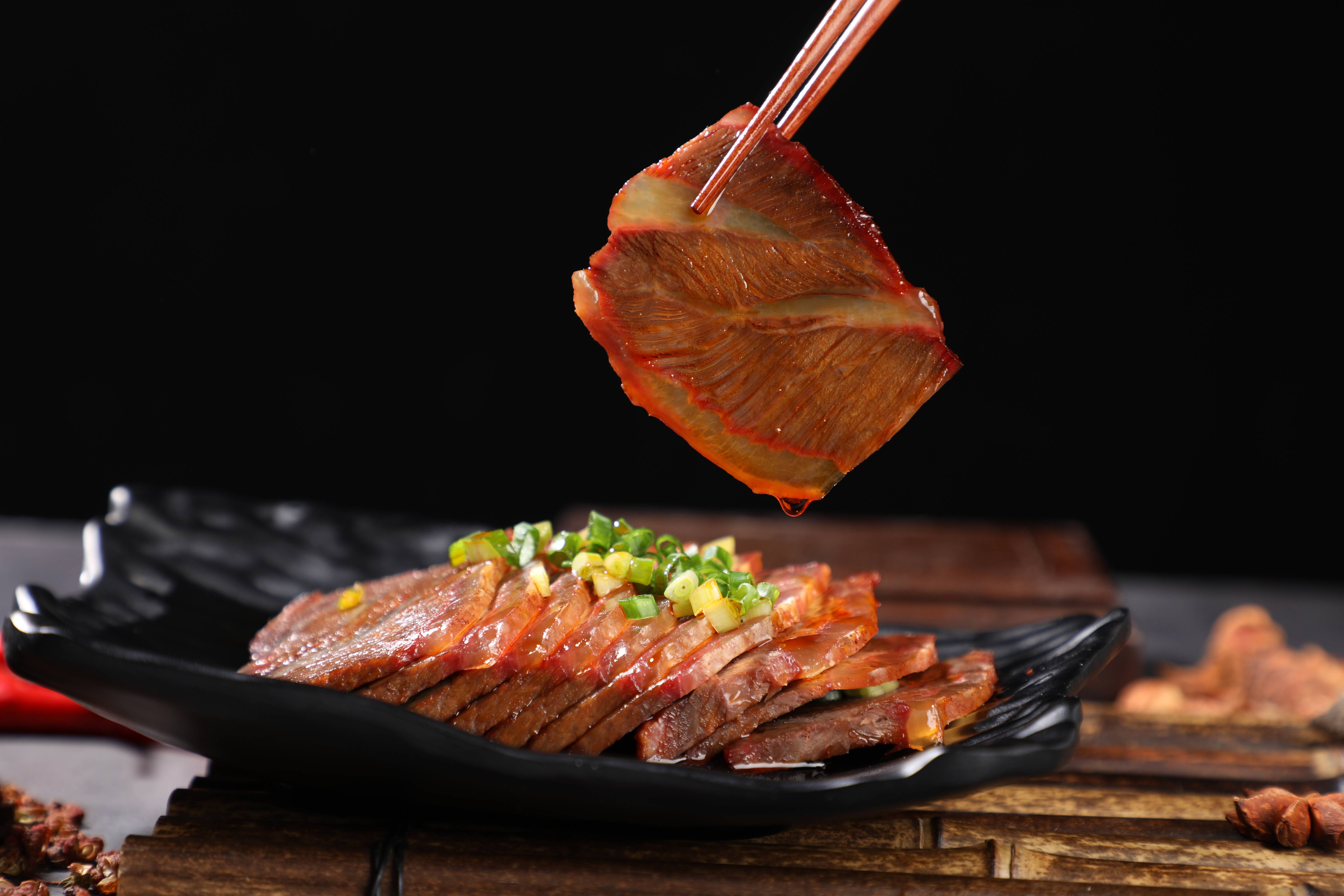 "馋小兜"牛腱肉广受好评,皆因货真价实打造民族品牌_手机搜狐网