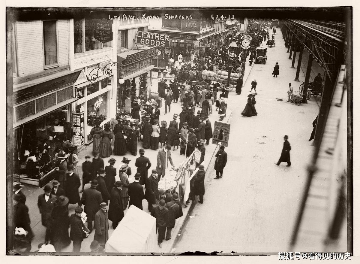 老照片美国圣诞节的购物人潮百年前的纽约很是繁华
