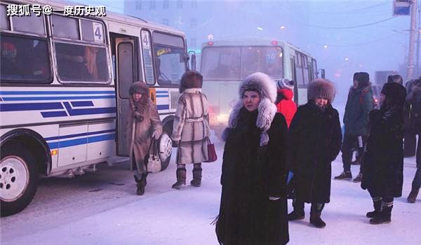 西伯利亚冬天怎么过？当地人：少说话少喝酒少出门，多吃生肉