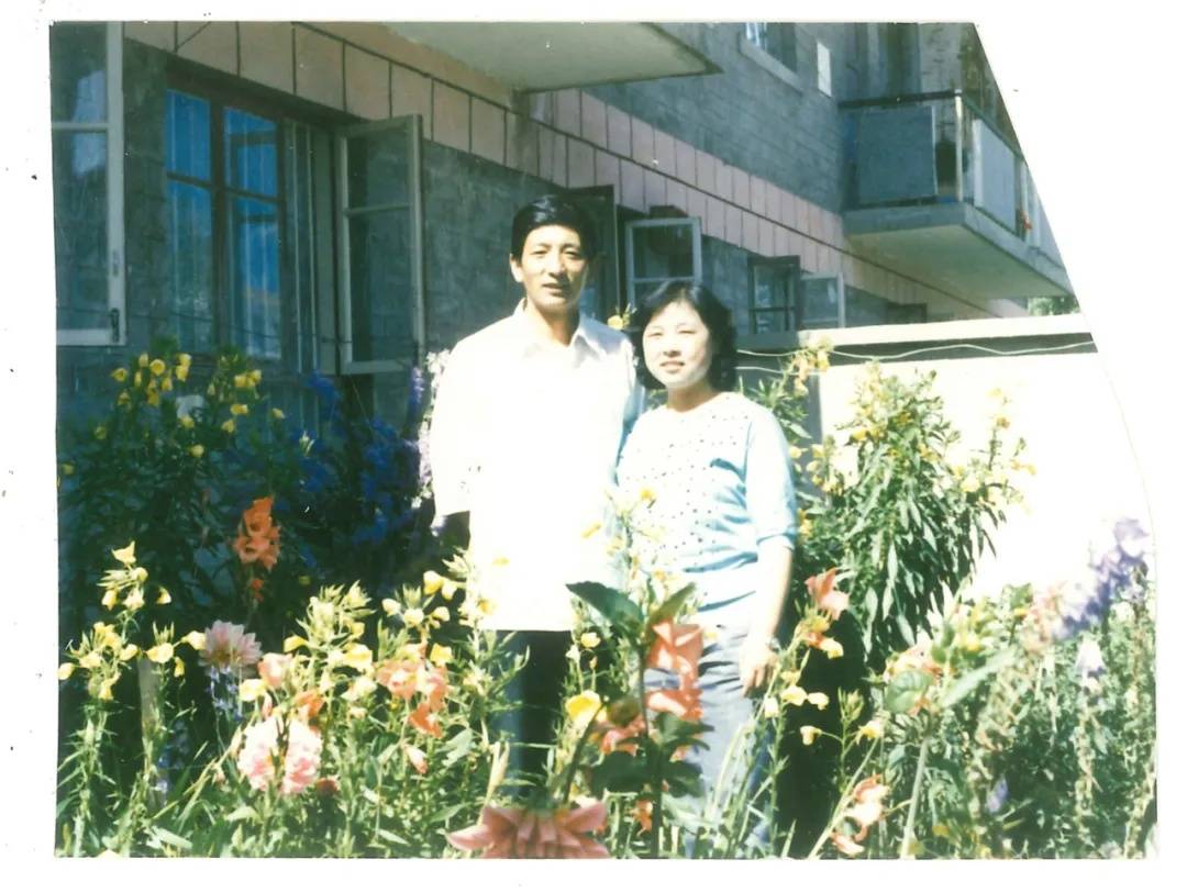 神仙爱情藏大首任校长次旺俊美和当代文成公主张廷芳