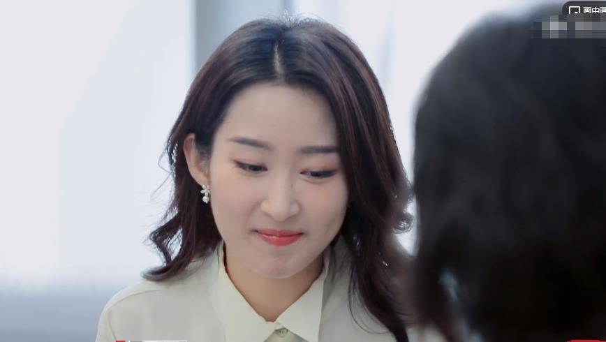 詹秋怡因不自信而容易紧张梁律师亲自约谈她说的话成焦点