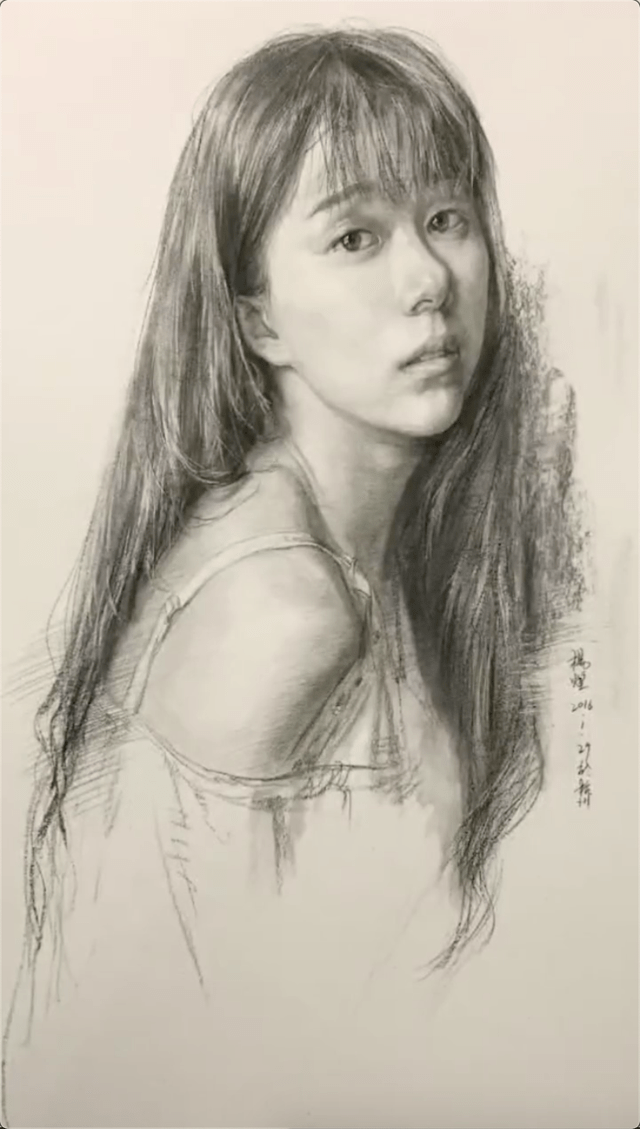 素描美人图 正面图片