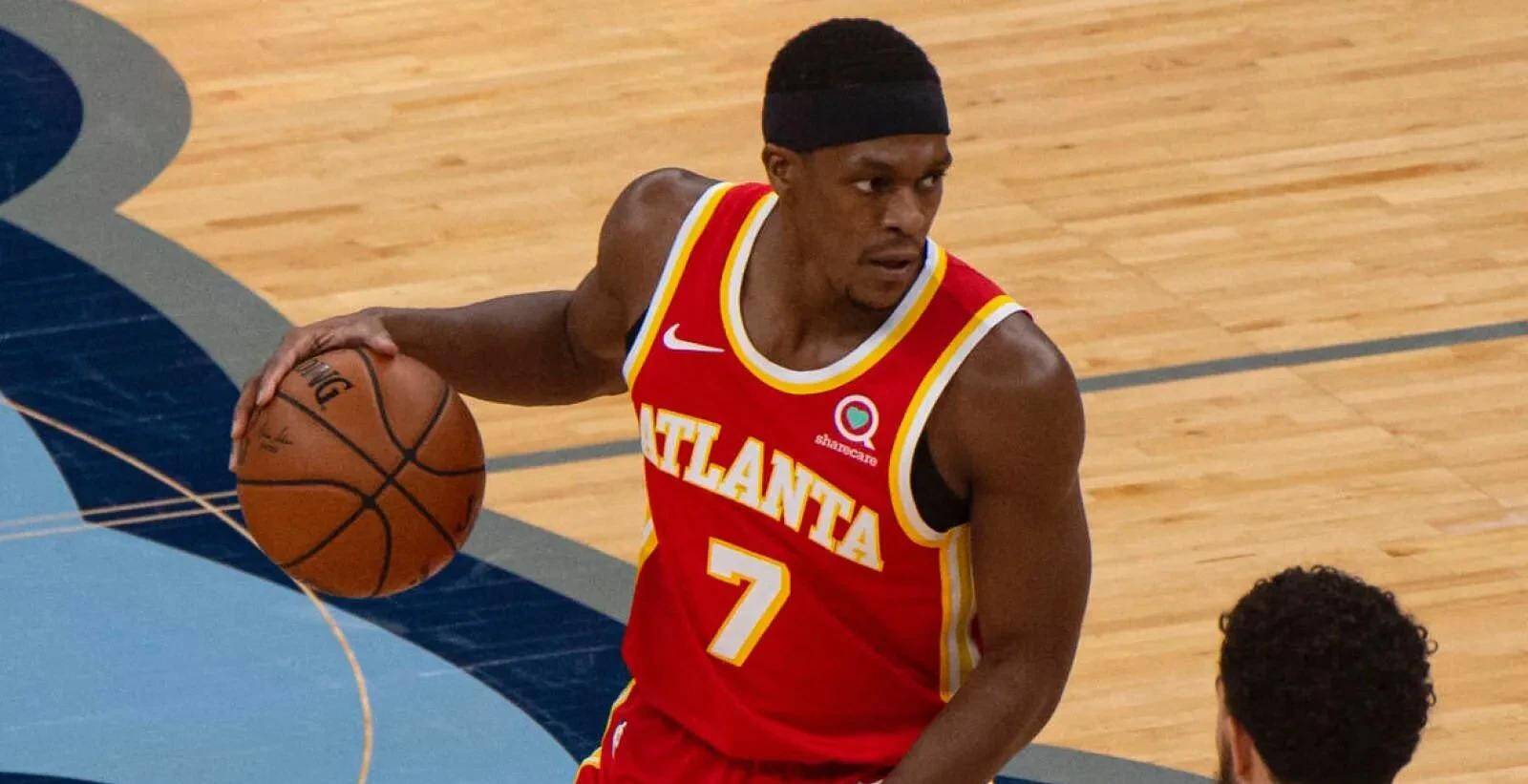 爆砍61 13 13夺三连胜!特雷杨隆多齐发挥,7人得分上双灭活塞